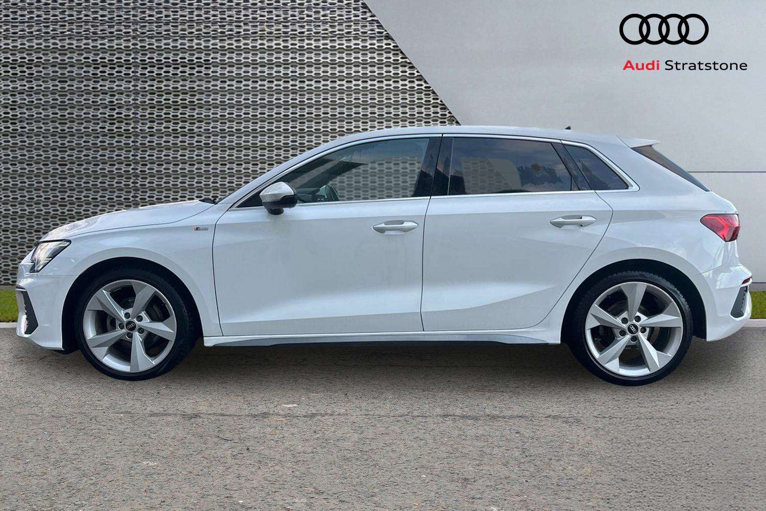 Used Audi A3 2021 for sale - 76916227: Photo 8