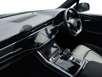 Used Audi Q7 2025 for sale - 74760074: Photo
