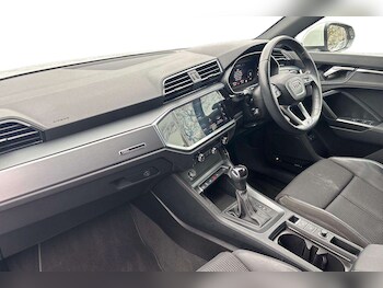 Used Audi Q3 2021 for sale - 77995954: Photo