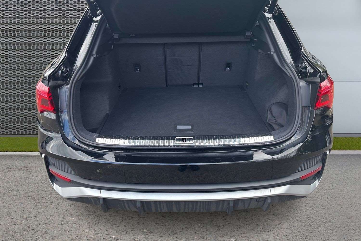 Used Audi Q3 2025 for sale - 77011266: Photo 14