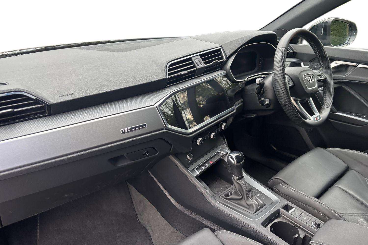 Used Audi Q3 2025 for sale - 77011266: Photo 2