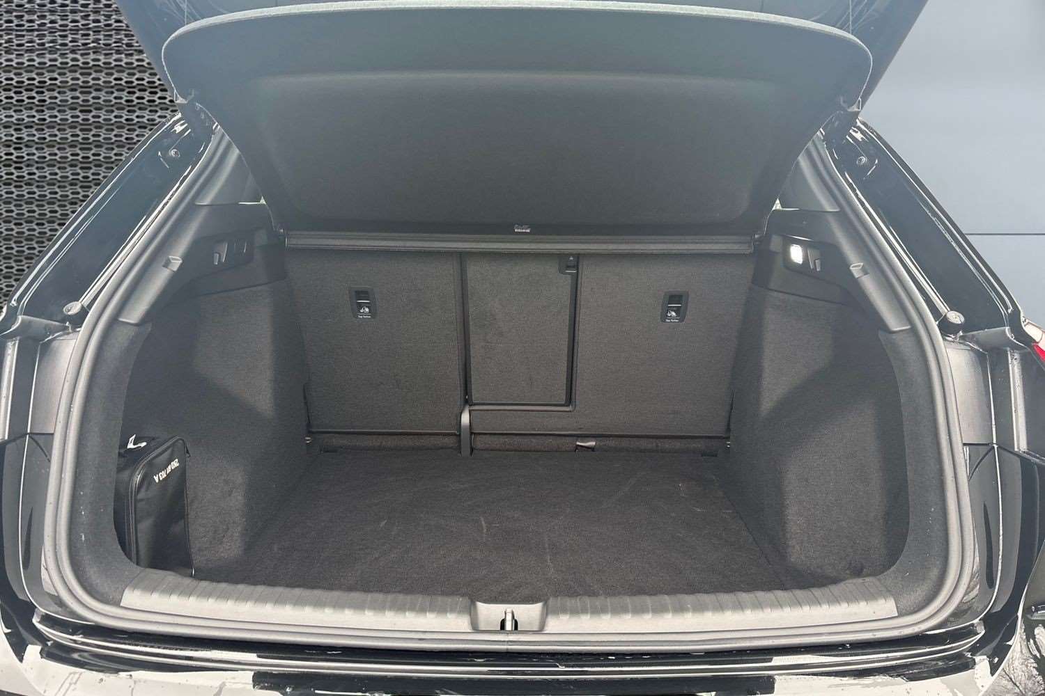 Used Audi Q4 e-tron 2025 for sale - 77178816: Photo 13