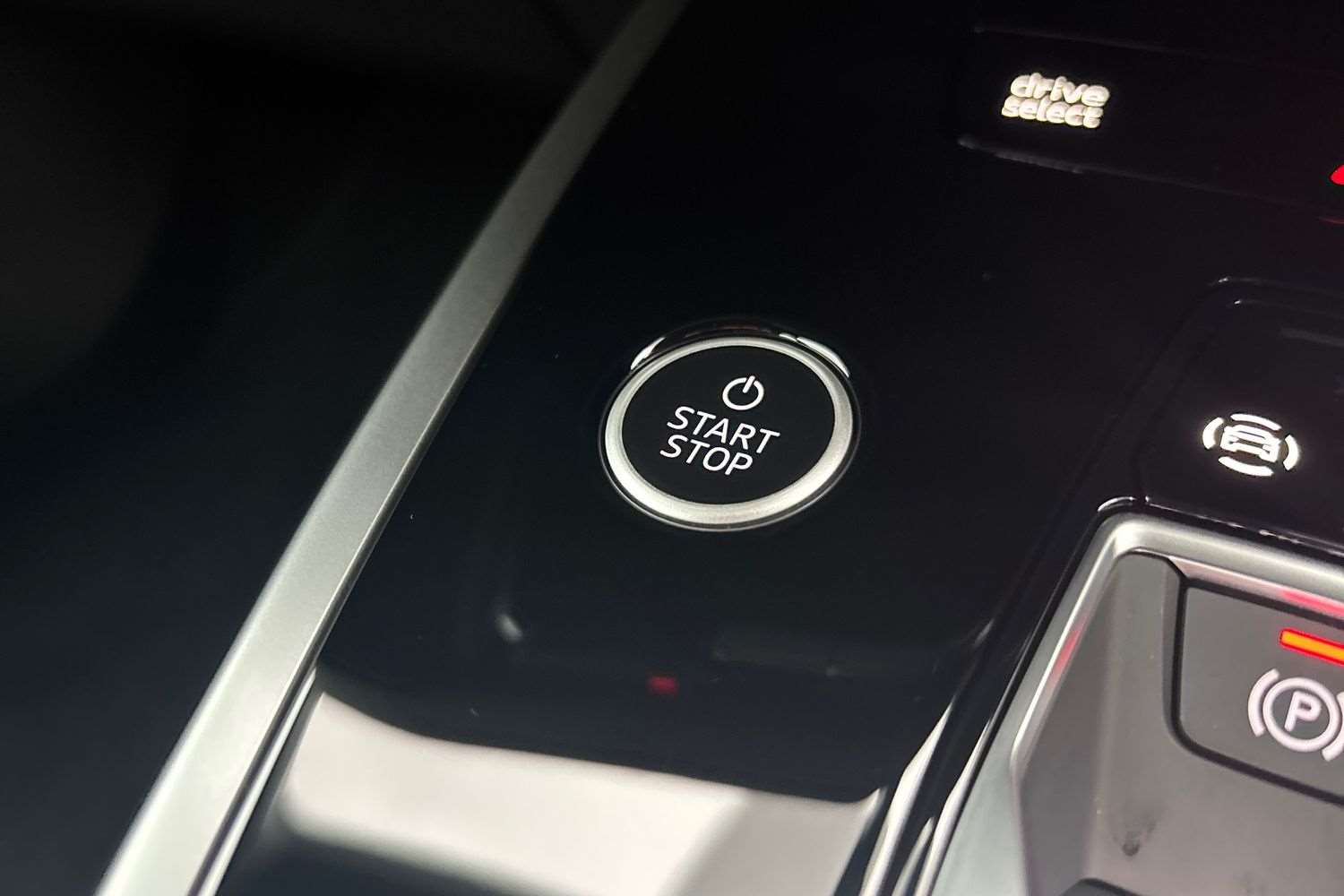 Used Audi Q4 e-tron 2025 for sale - 77178816: Photo 29