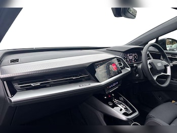 Used Audi Q4 e-tron 2025 for sale - 77178816: Photo