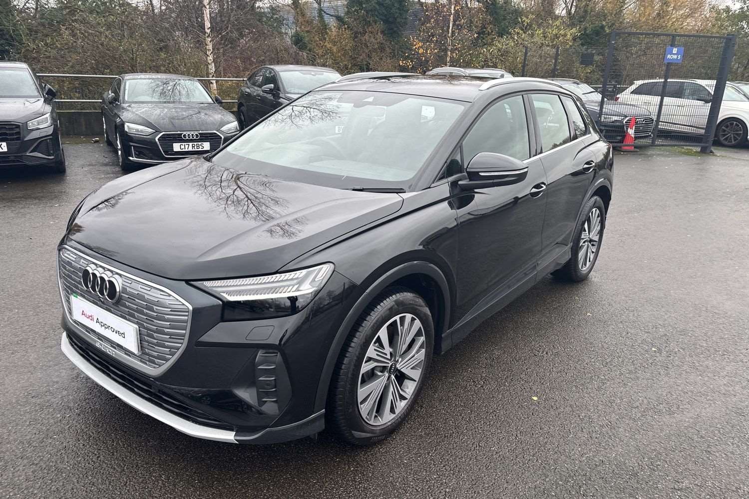 Used Audi Q4 e-tron 2025 for sale - 77178816: Photo 32