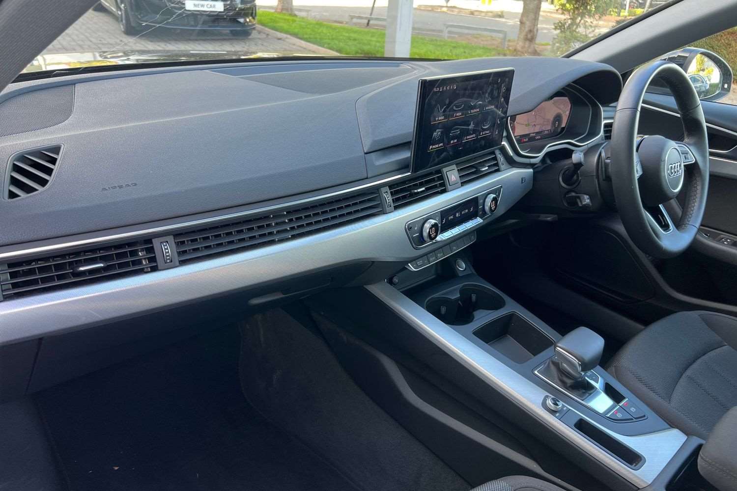 Used Audi A4 2023 for sale - 76034834: Photo 2