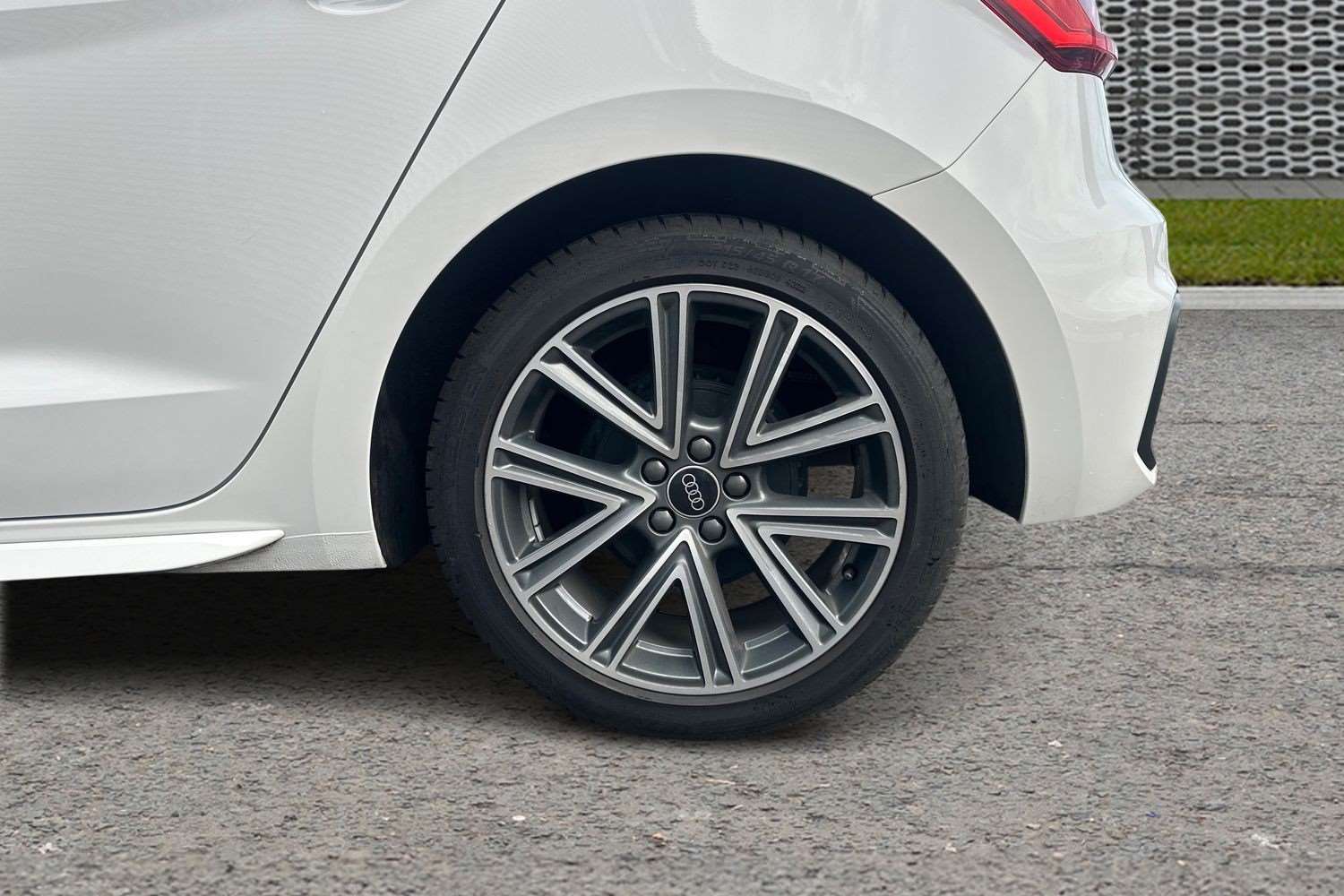 Used Audi A1 2023 for sale - 76842854: Photo 5