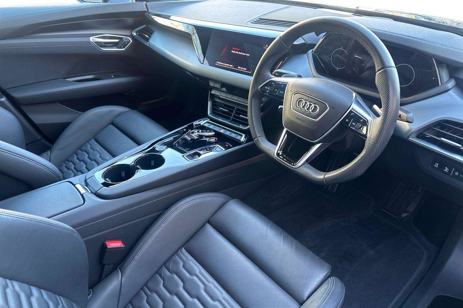 Used Audi e-tron GT 2023 for sale - 76902301: Photo 6