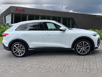 Used Audi Q5 2025 for sale - 75249052: Photo