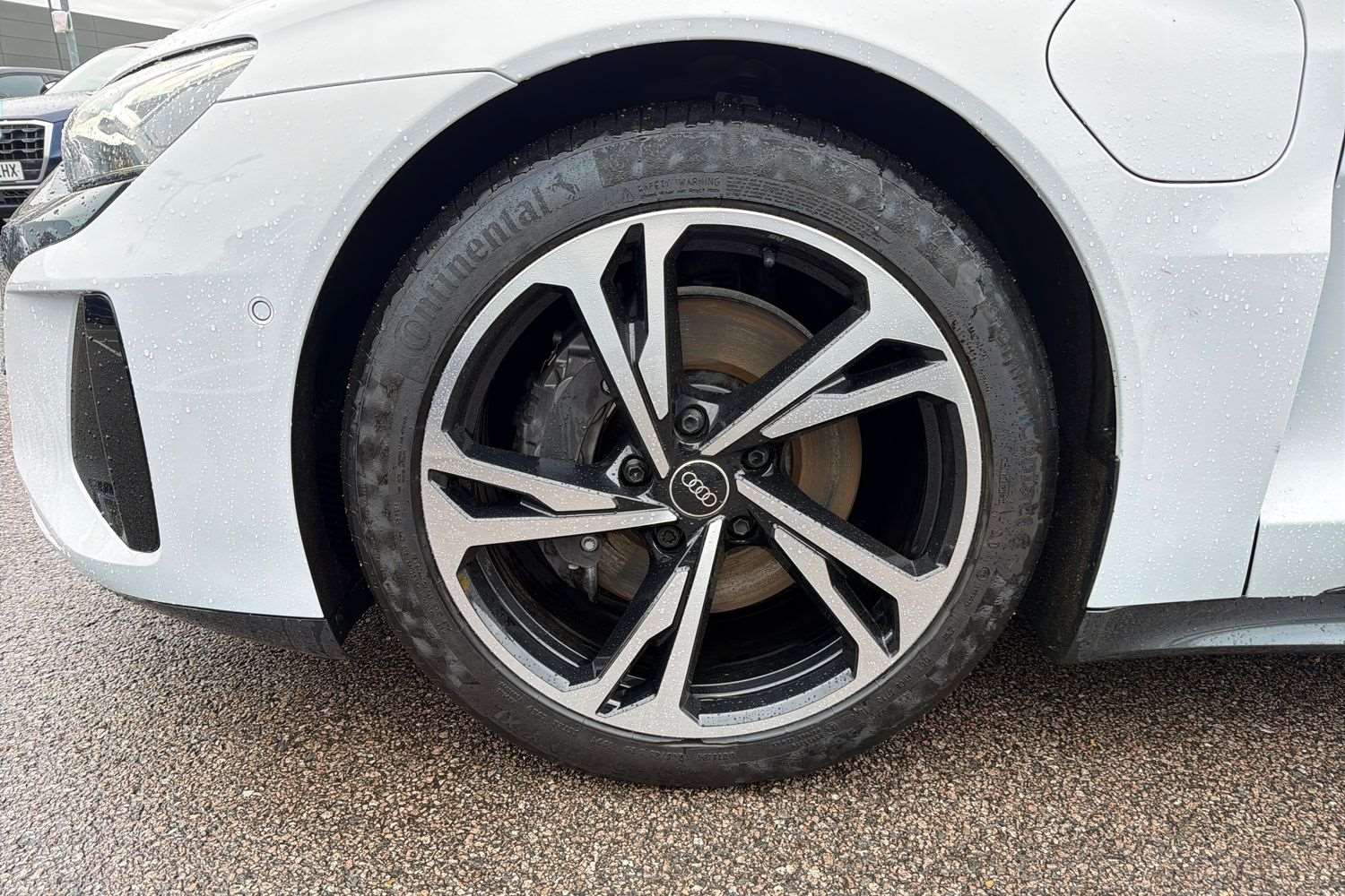 Used Audi e-tron GT 2023 for sale - 77178818: Photo 10