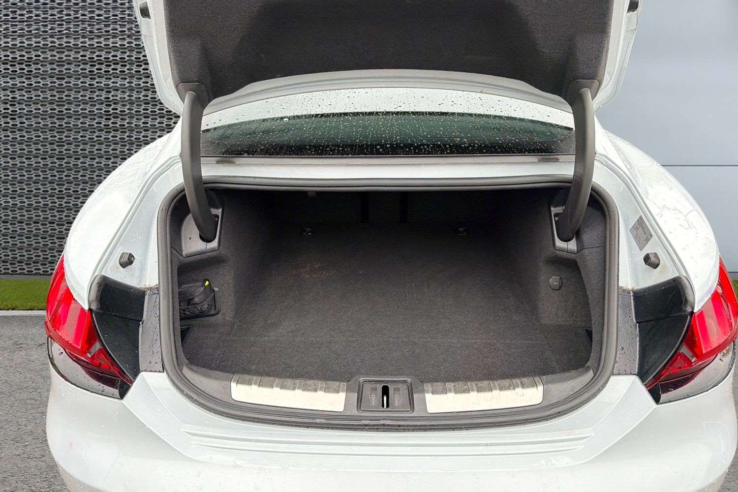 Used Audi e-tron GT 2023 for sale - 77178818: Photo 13