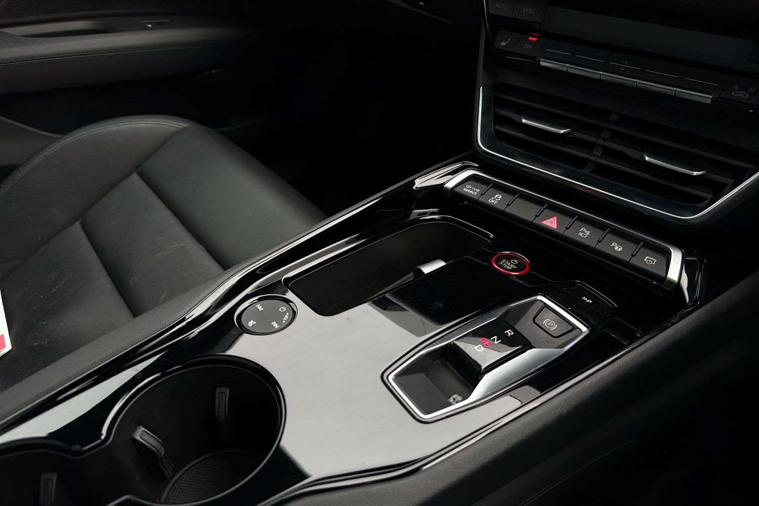 Used Audi e-tron GT 2023 for sale - 77178818: Photo 15