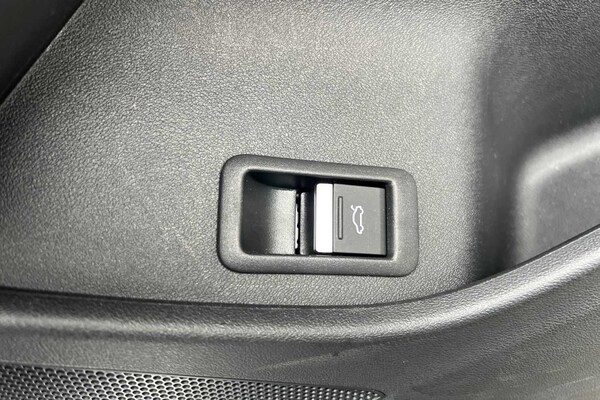 Used Audi Q4 e-tron 2024 for sale - 74716723: Photo 35