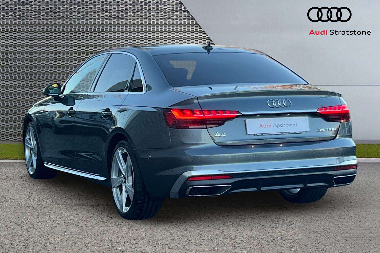 Used Audi A4 2021 for sale - 76804740: Photo 3