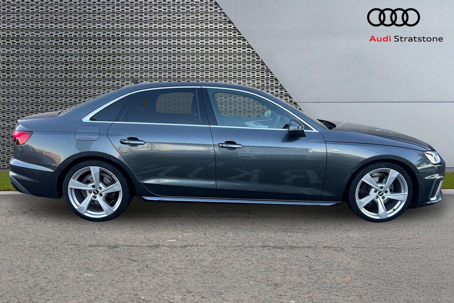Used Audi A4 2021 for sale - 76804740: Photo 4