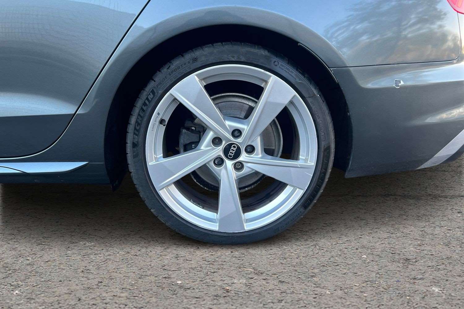 Used Audi A4 2021 for sale - 76804740: Photo 9