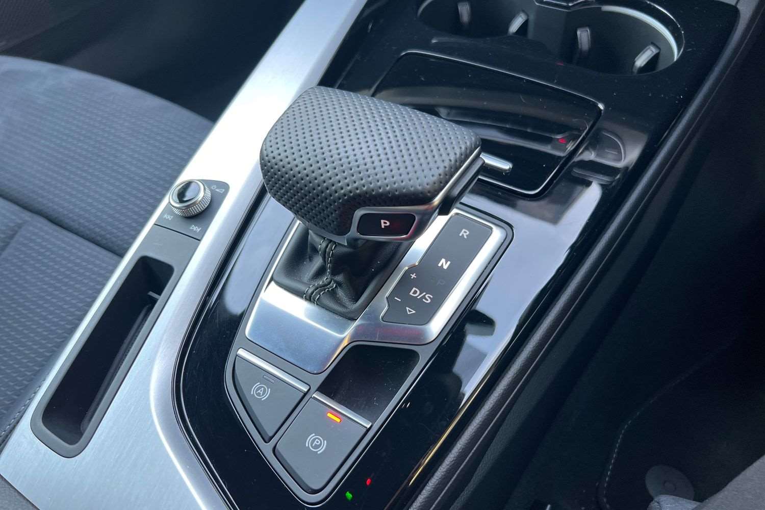 Used Audi Q4 e-tron 2025 for sale - 76842862: Photo 15