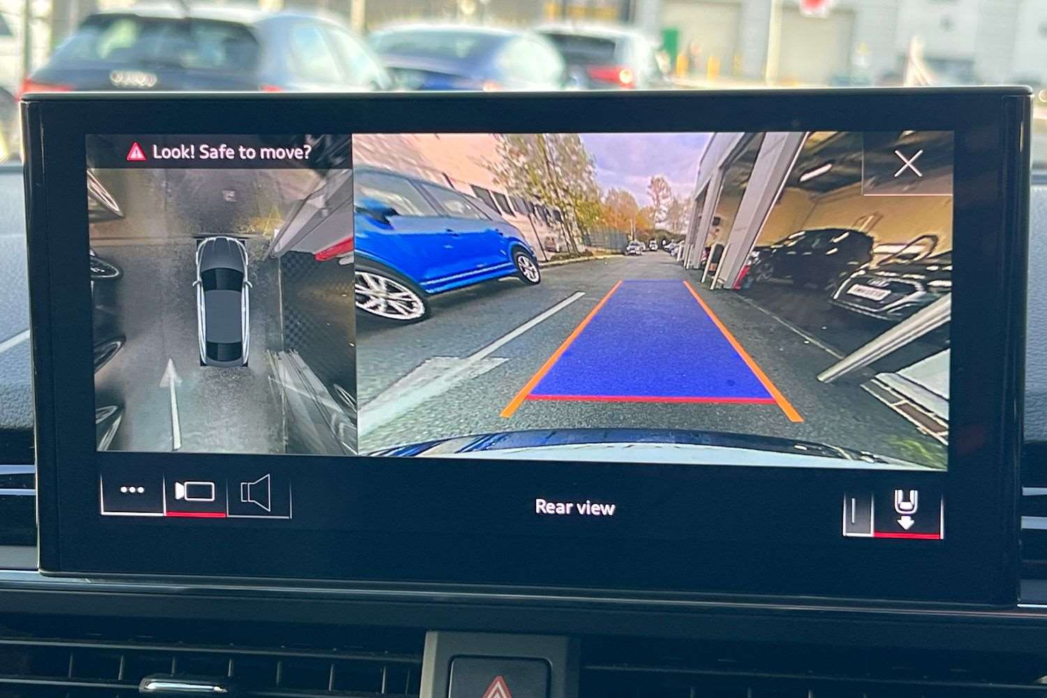 Used Audi Q4 e-tron 2025 for sale - 76842862: Photo 34