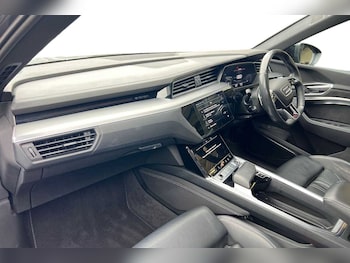 Used Audi e-tron 2022 for sale - 75699497: Photo