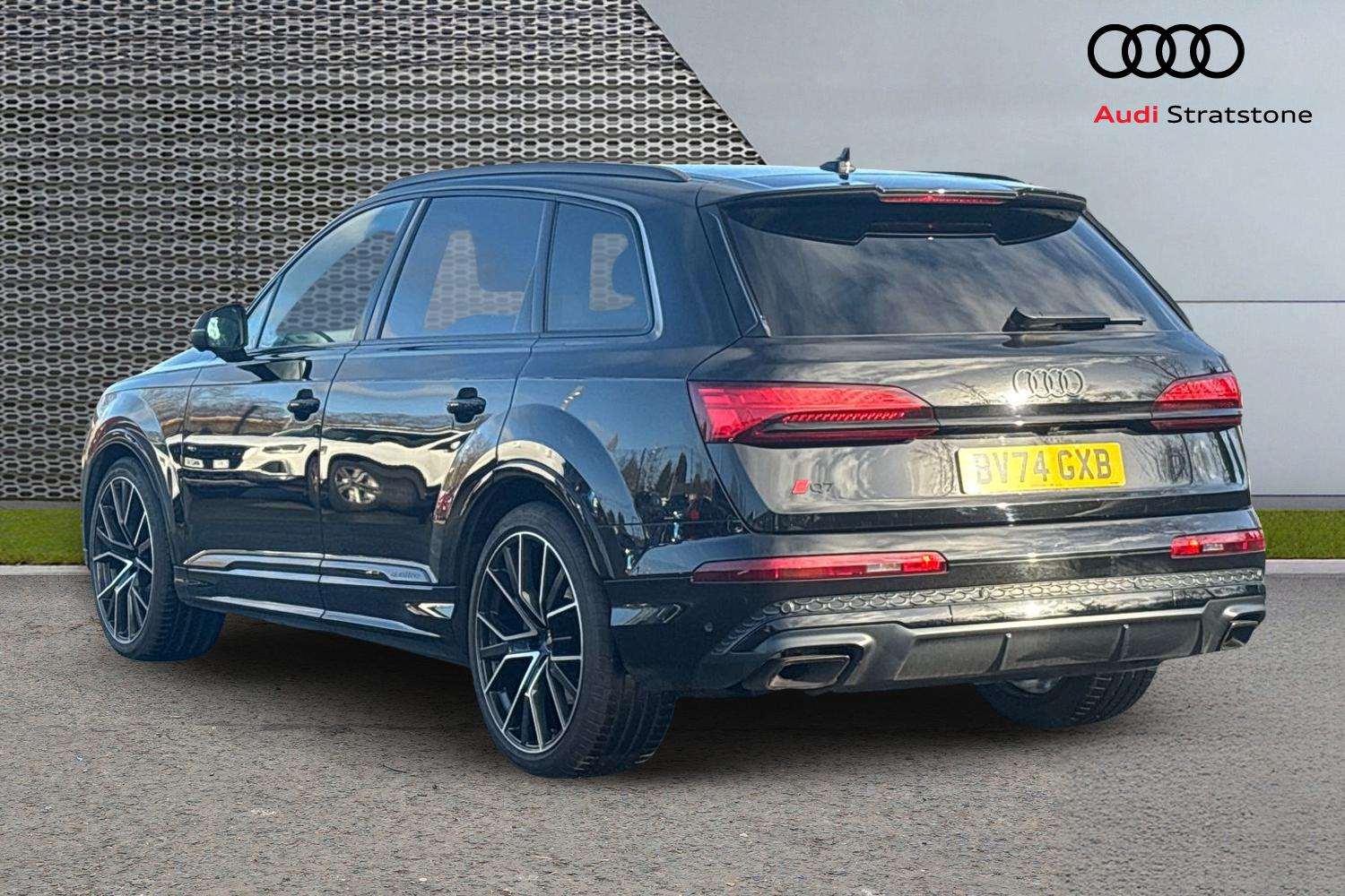 Used Audi Q7 2024 for sale - 77414751: Photo 3