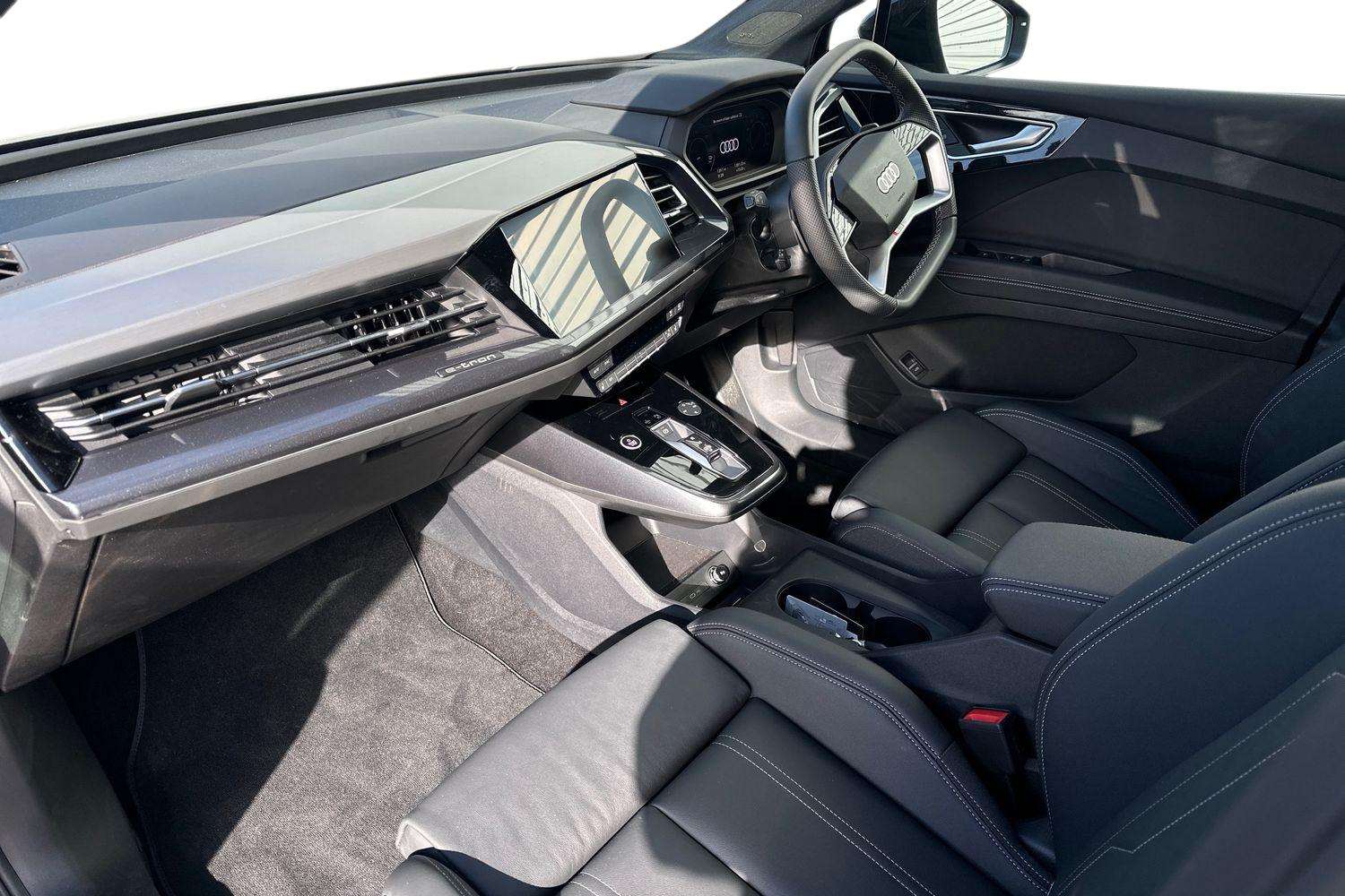 Used Audi Q4 e-tron 2025 for sale - 76113553: Photo 2