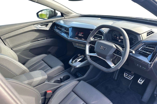 Used Audi Q4 e-tron 2025 for sale - 76113553: Photo 6