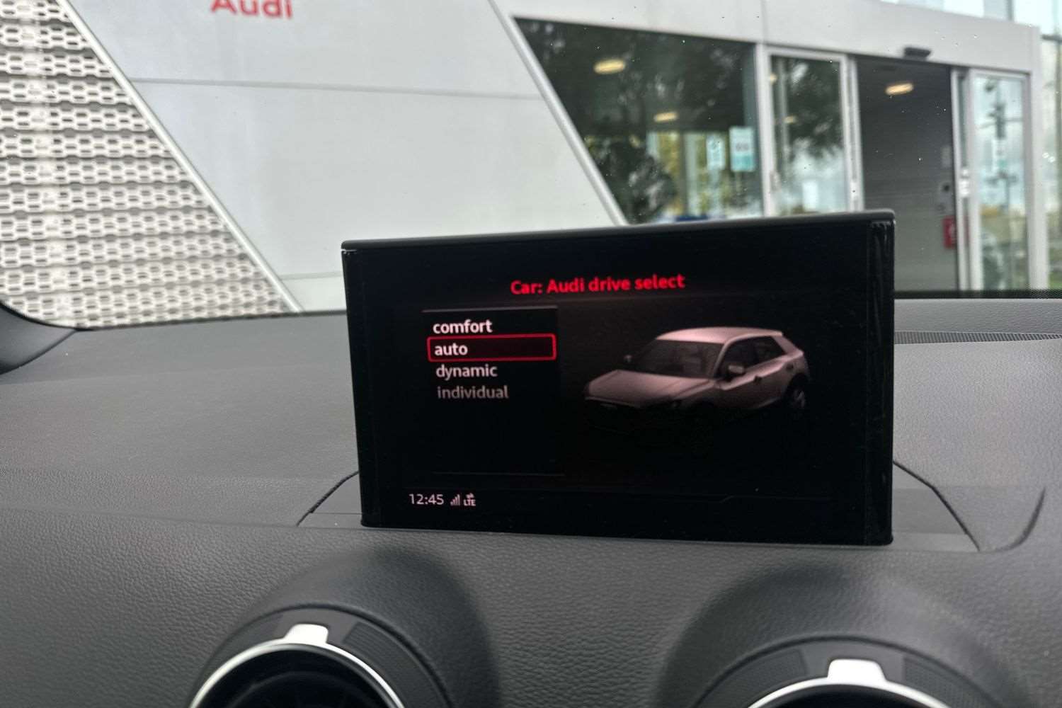 Used Audi Q2 2020 for sale - 76411272: Photo 29