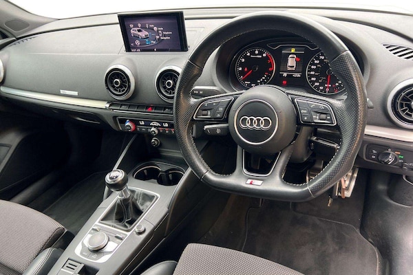 Used Audi A3 2017 for sale - 76125900: Photo 6