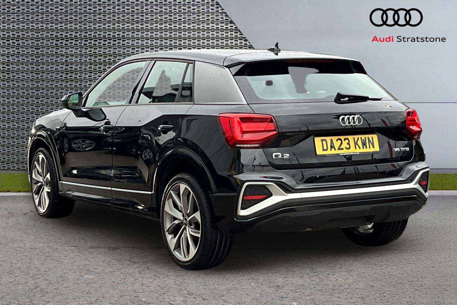 Used Audi Q2 2023 for sale - 76636605: Photo 3