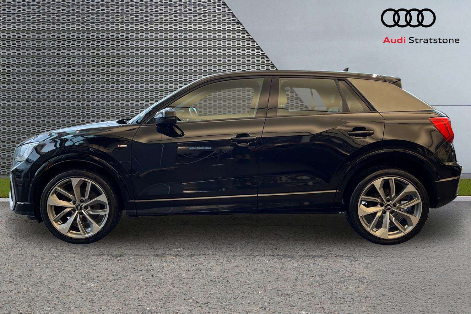 Used Audi Q2 2023 for sale - 76636605: Photo 6
