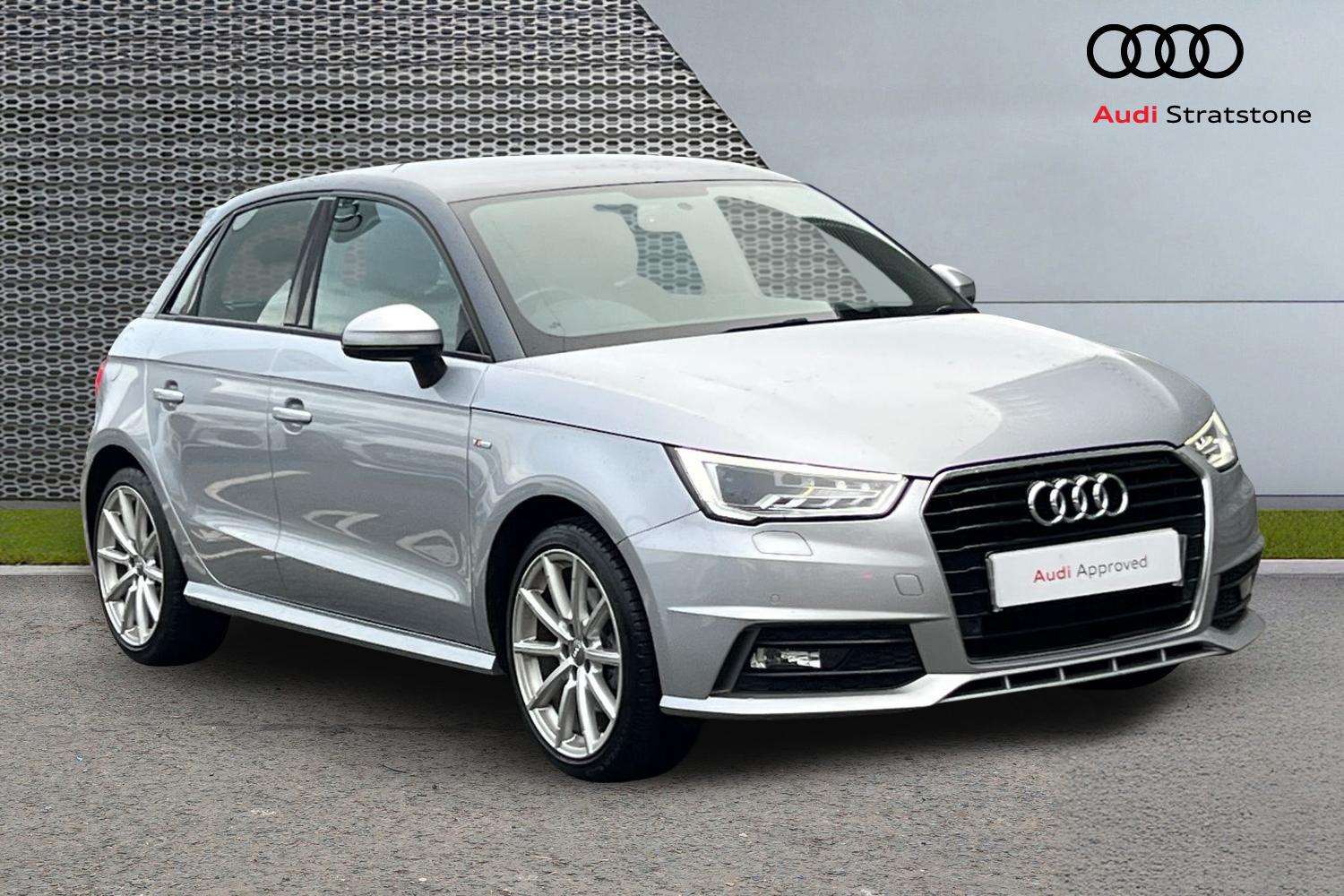 Used Audi A1 2017 for sale - 76842914: Photo 1