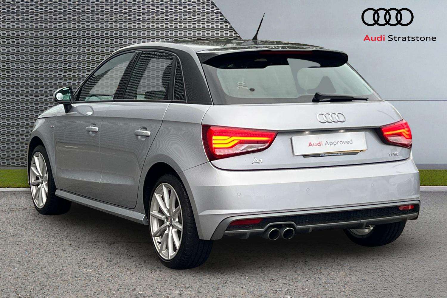 Used Audi A1 2017 for sale - 76842914: Photo 3