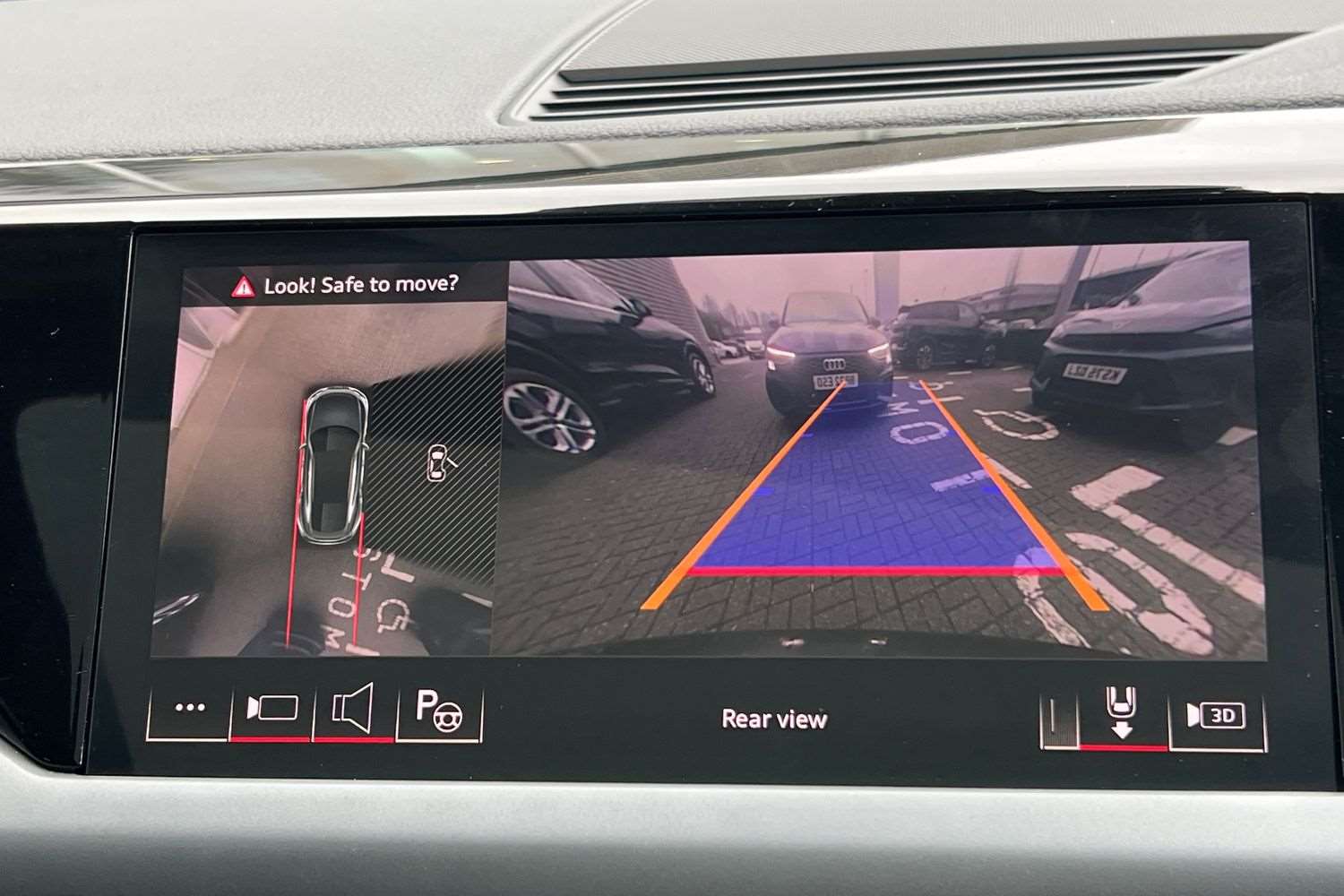 Used Audi e-tron GT 2023 for sale - 77500386: Photo 32