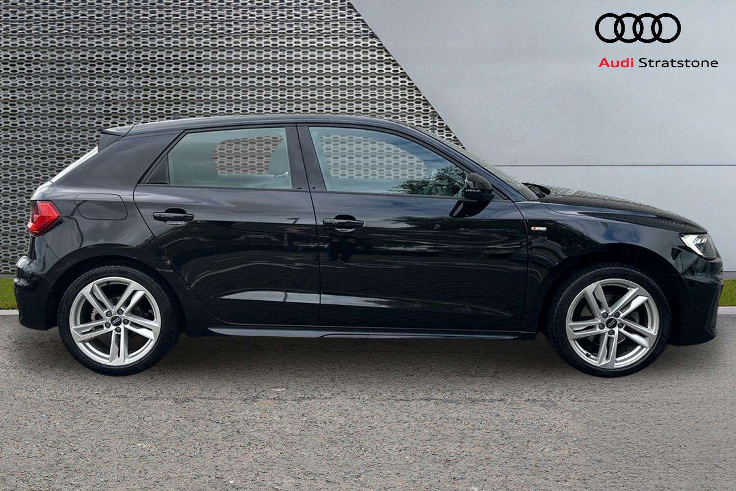 Used Audi A1 2023 for sale - 76329187: Photo 4