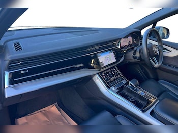 Used Audi Q7 2023 for sale - 77648980: Photo