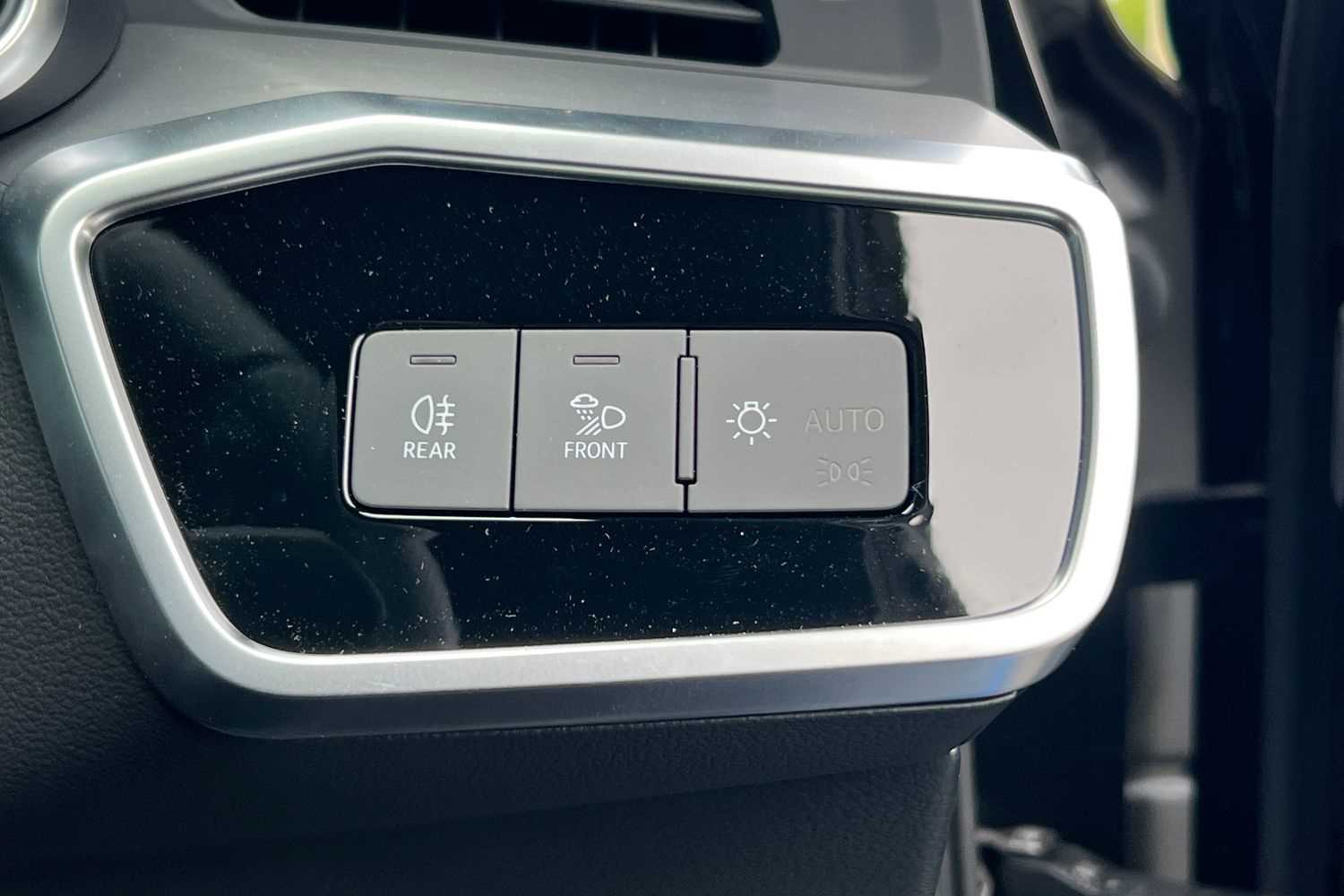 Vehicle 33