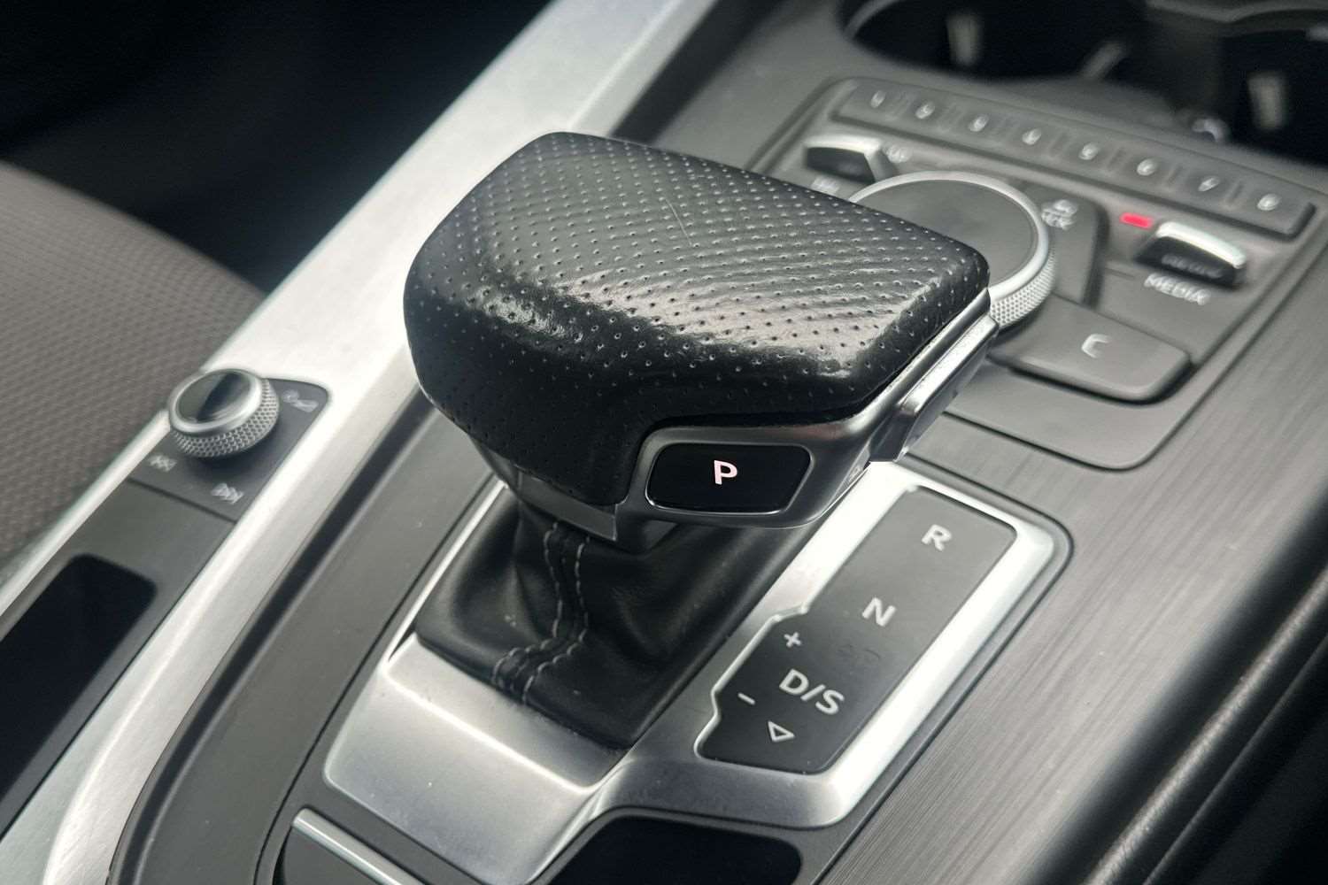 Used Audi A4 for sale - 76827564: Photo 15