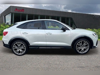 Used Audi Q3 2023 for sale - 75846207: Photo