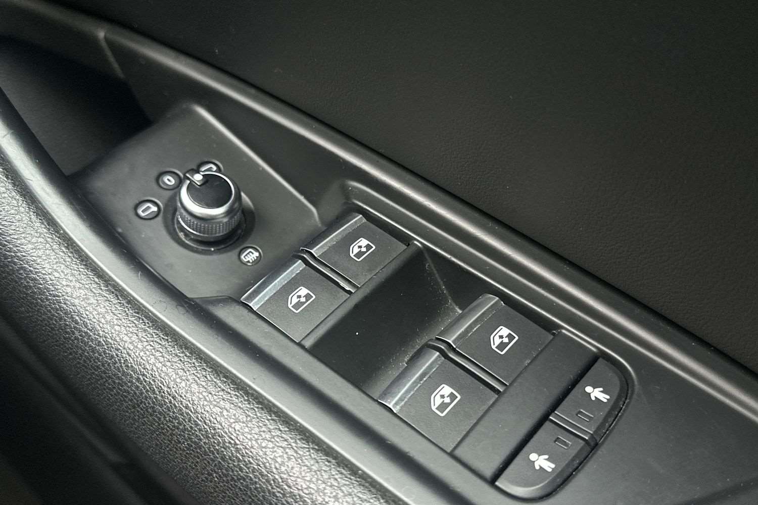 Used Audi A4 2016 for sale - 77032153: Photo 14