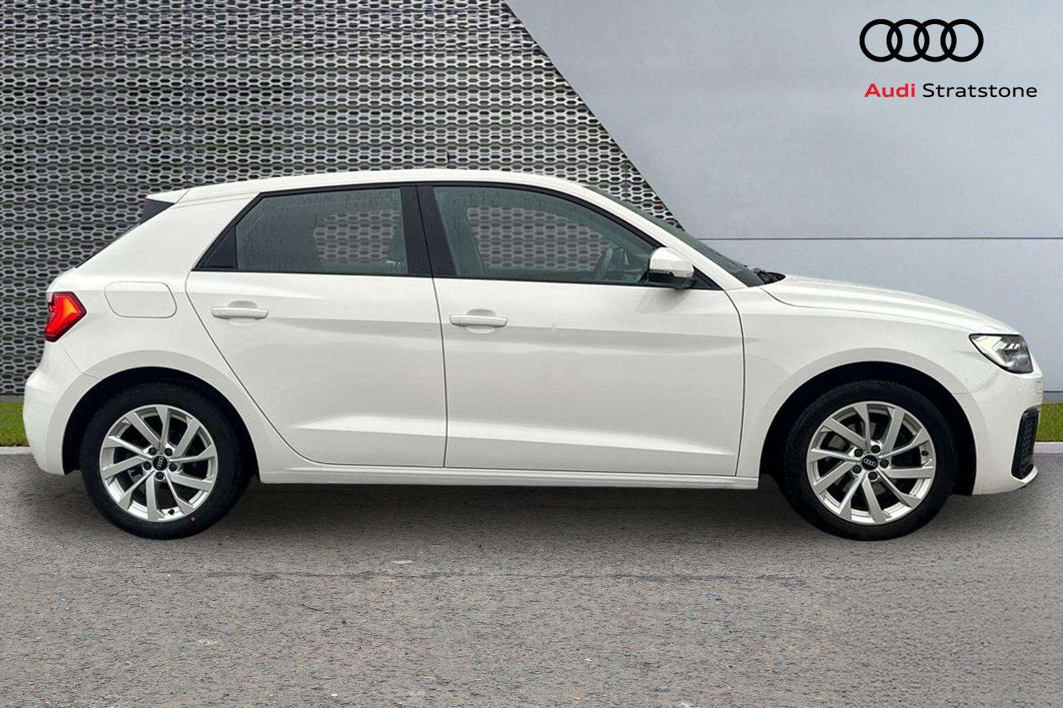 Used Audi A1 2022 for sale - 76889721: Photo 4