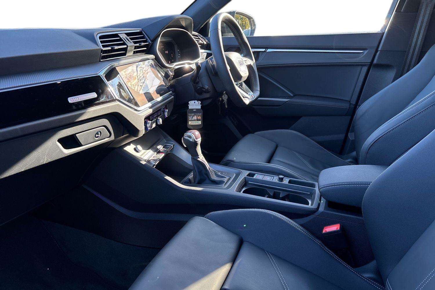 Used Audi Q3 2025 for sale - 77943391: Photo 2