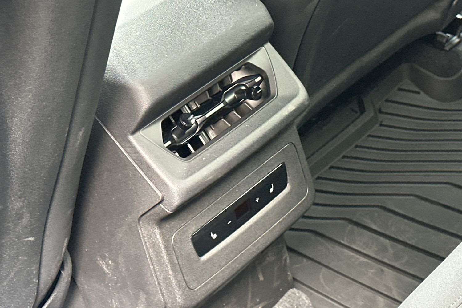 Used Audi Q6 e-tron 2025 for sale - 76242407: Photo 23