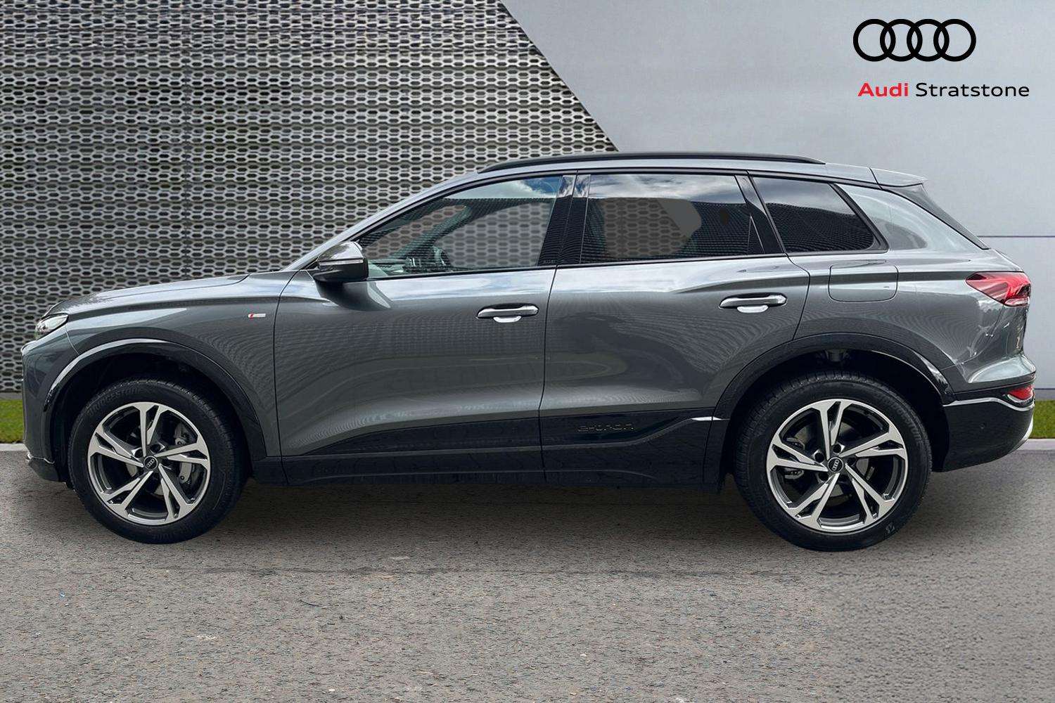 Used Audi Q6 e-tron 2025 for sale - 76242407: Photo 8