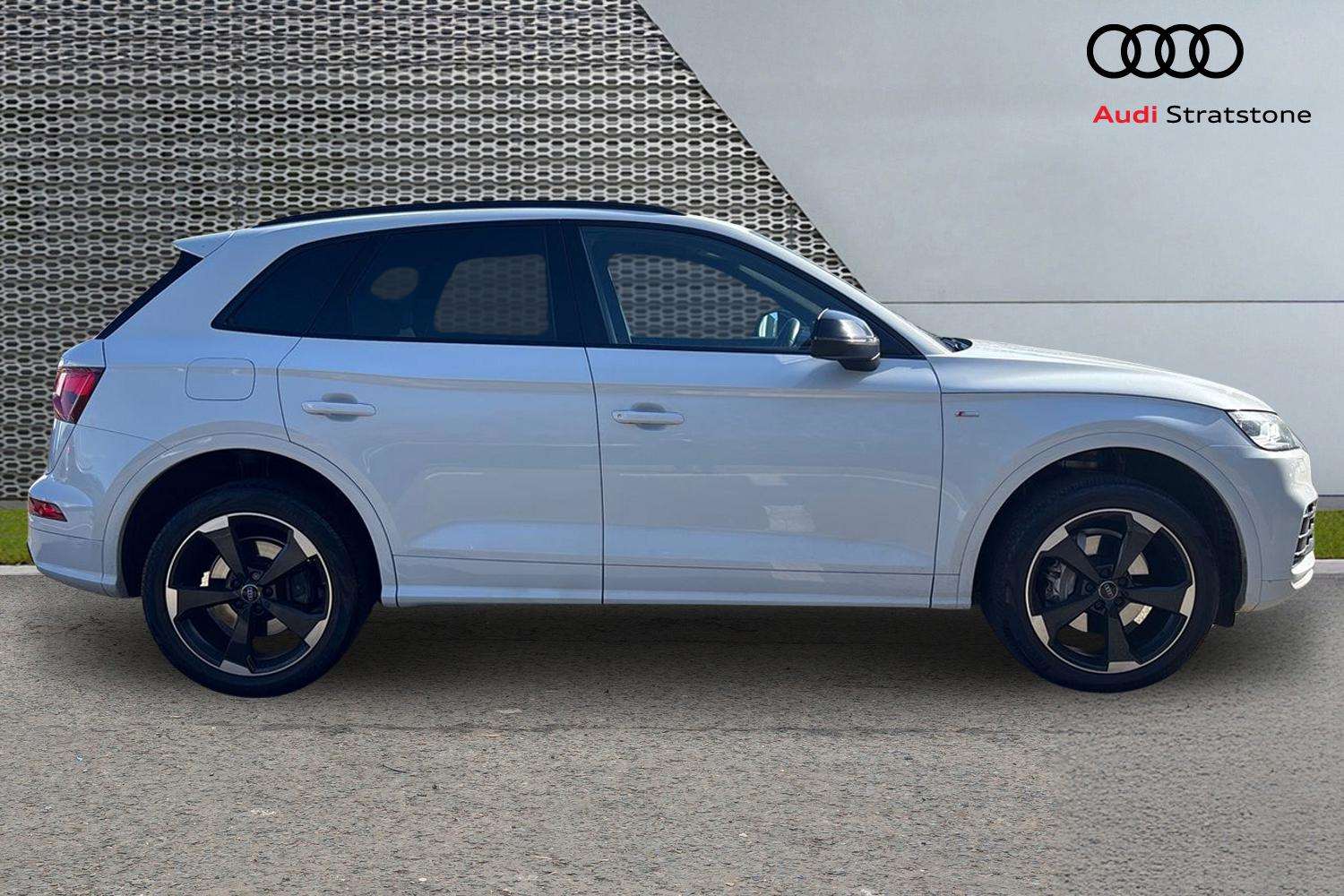 Used Audi Q5 2020 for sale - 78076856: Photo 4