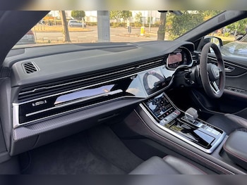 Used Audi RS Q8 2023 for sale - 79251046: Photo