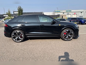 Used Audi RS Q8 2023 for sale - 79251046: Photo