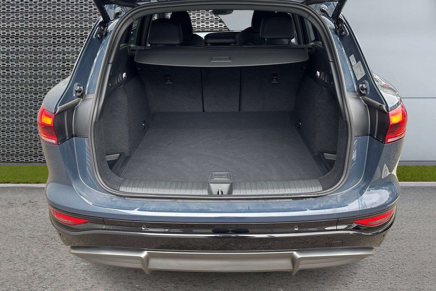 Used Audi Q6 e-tron 2025 for sale - 77112411: Photo 13