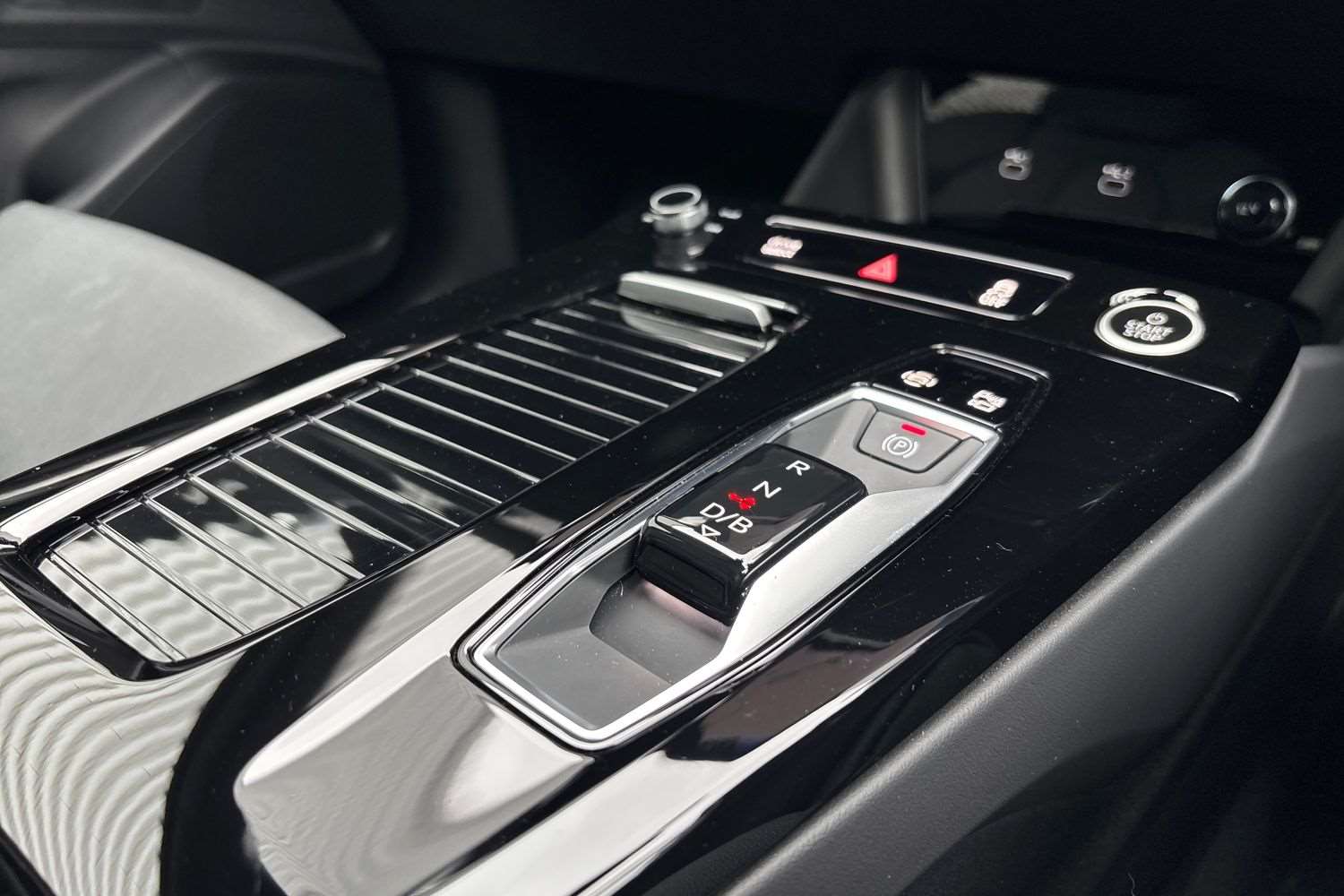 Used Audi Q6 e-tron 2025 for sale - 77112411: Photo 15