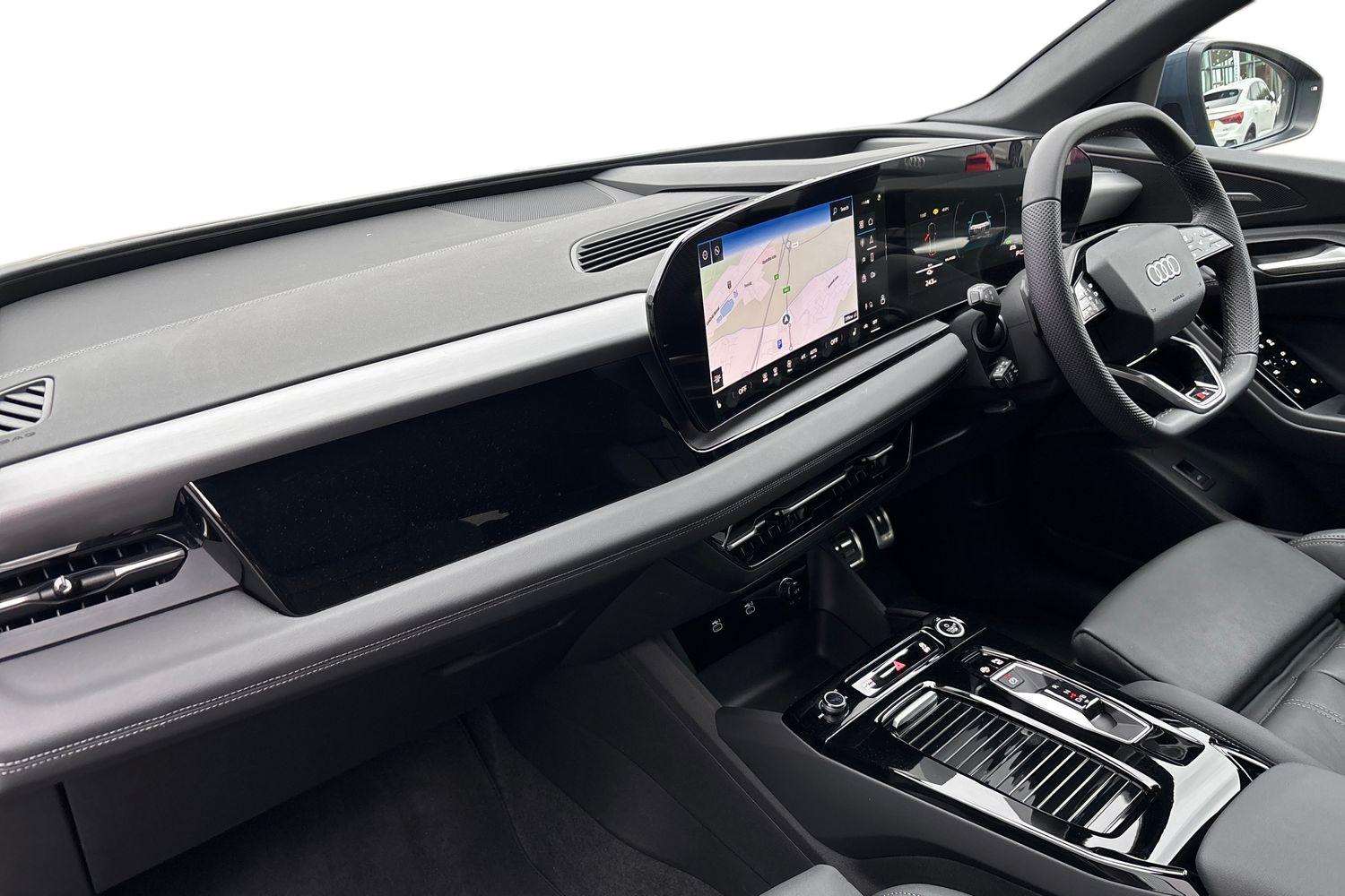 Used Audi Q6 e-tron 2025 for sale - 77112411: Photo 2