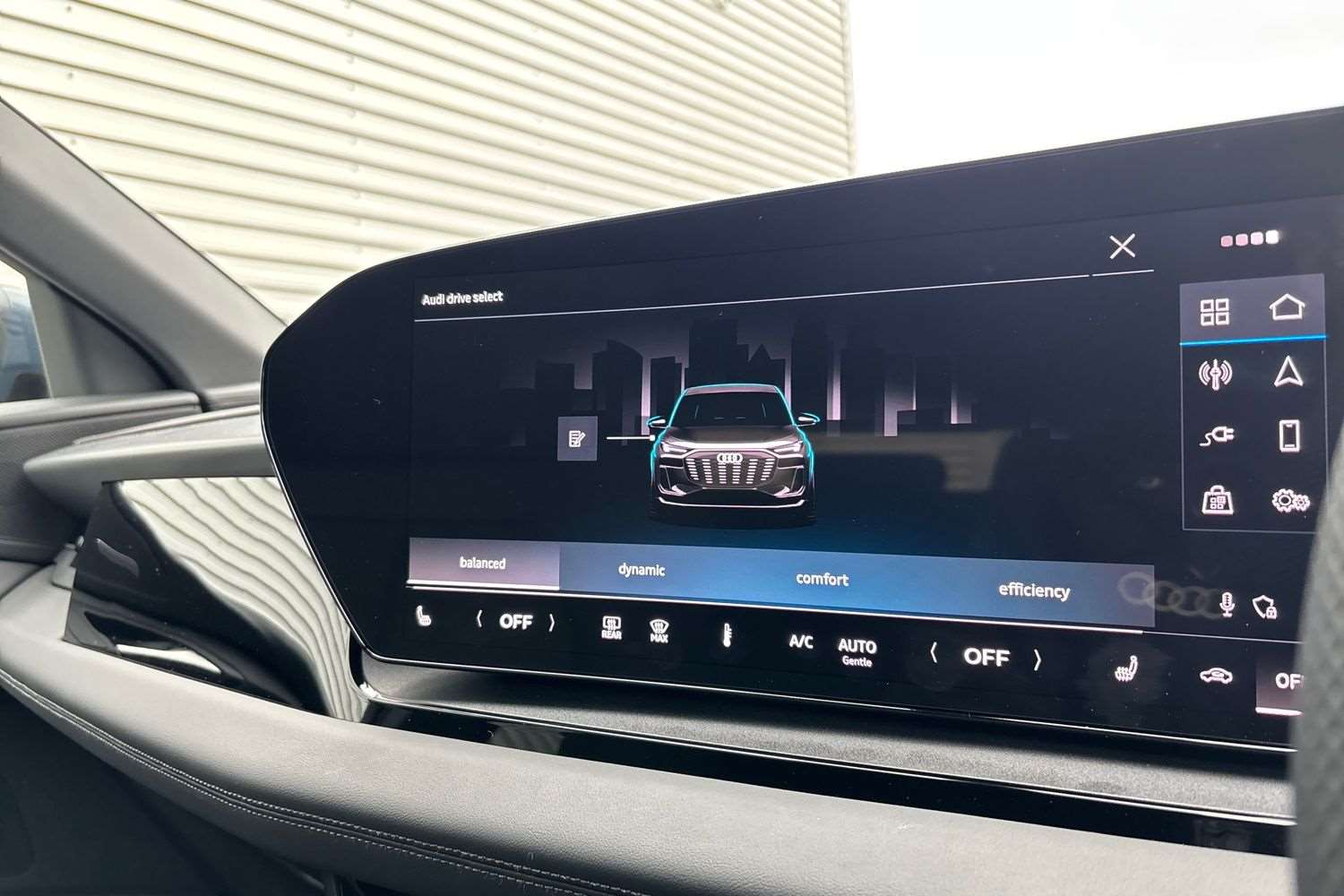 Used Audi Q6 e-tron 2025 for sale - 77112411: Photo 30